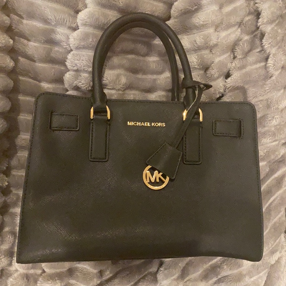 gently used Michael Kors purse